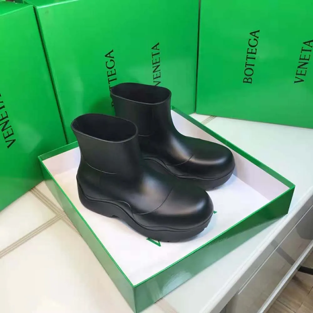 Bottega Veneta Botín Puddle unisex-Negro