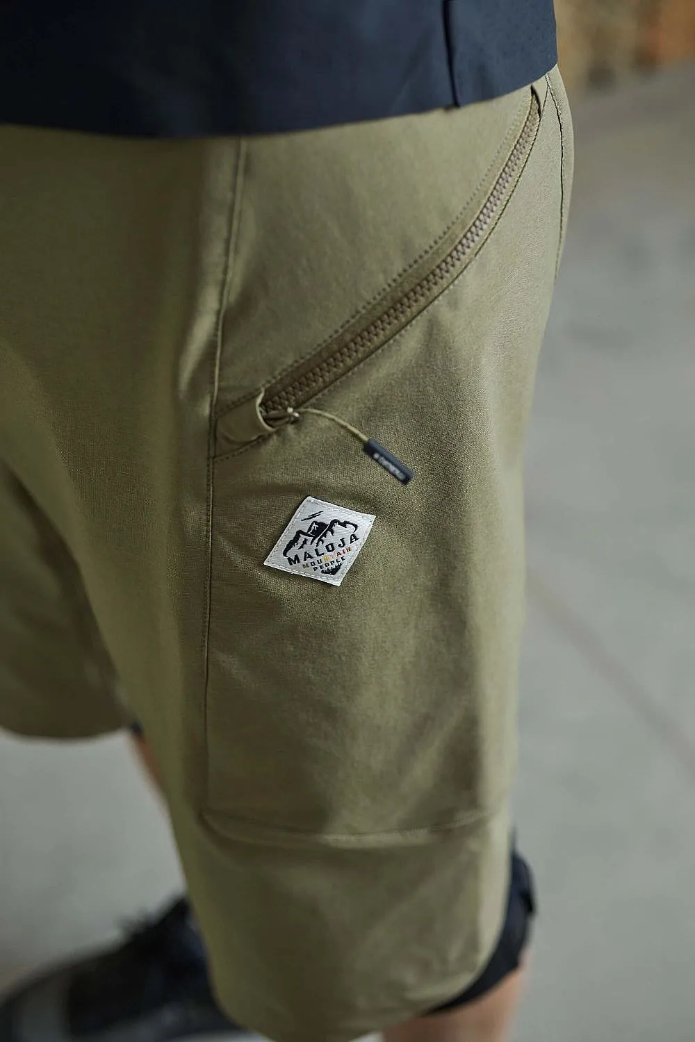 pantalones cortos Maloja Thymian - Oak - men´s